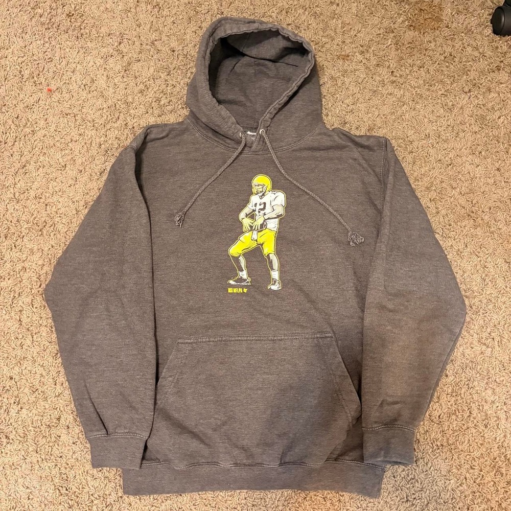 BreakingT Aaron Rodgers Green Bay Packers Hoodie Grey Graphic Pullover Mens M